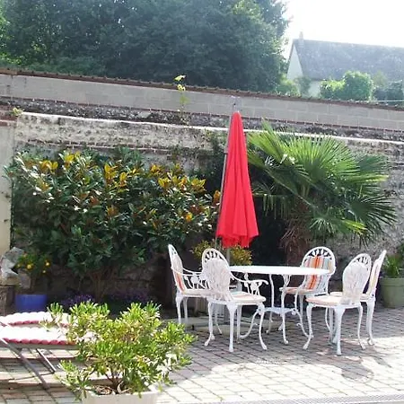 Les Orchidees Apartment